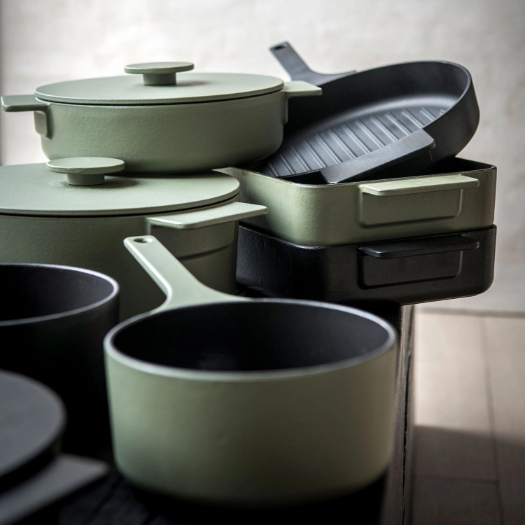 Serax Surface Sauce Pan Cast Iron 1,3 L 2 Serax Surface Sauce Pan Cast Iron 1,3 L - Bild 2