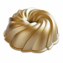 Nordic Ware Swirl Bundt® Pan